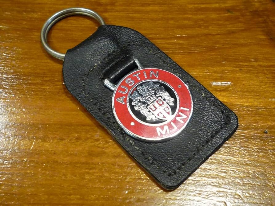 Amazon.co.jp: 40549 AUSTIN オースチン ミニ キーホルダー 本革